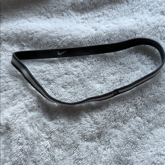 NIKE Bundle Swoosh & Just Do It Headbands - Picture 9 of 10